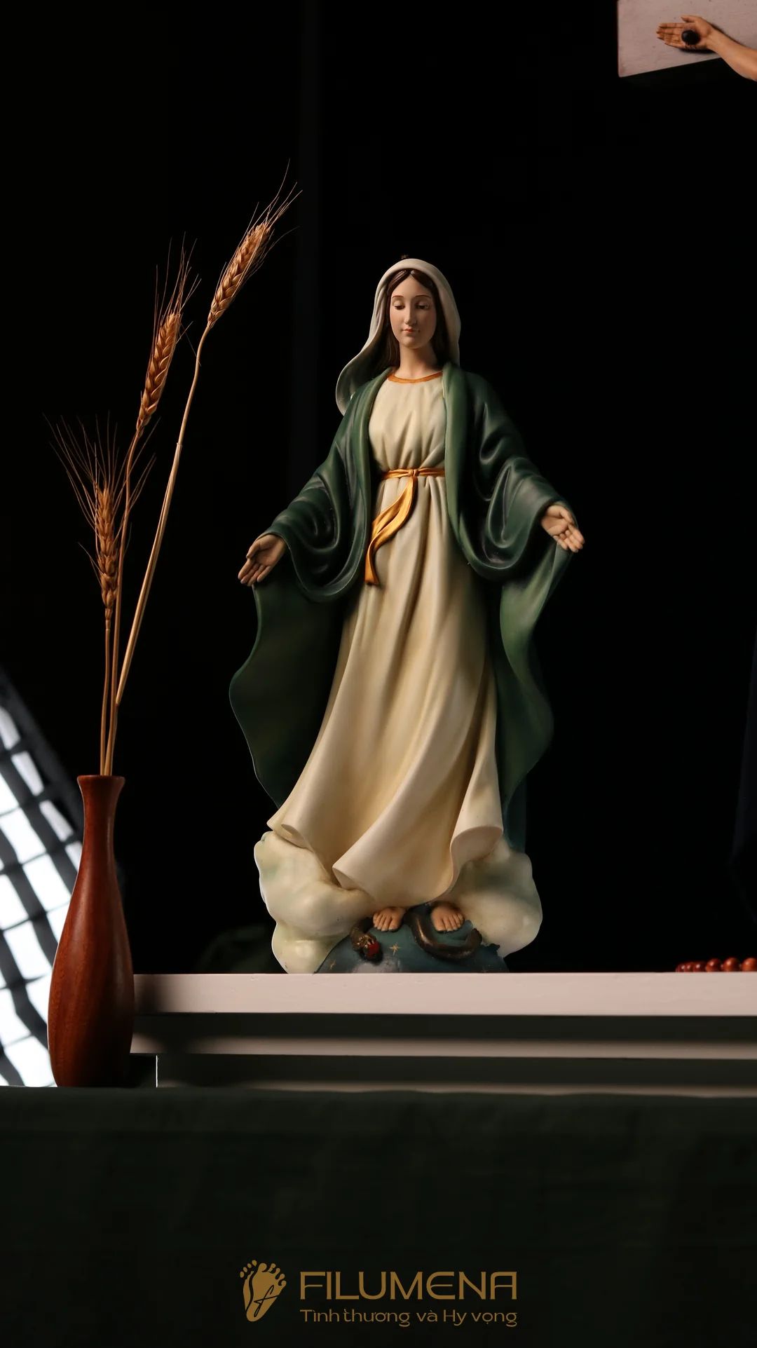 Bàn thờ Thiên Chúa bằng gỗ 1 kệ 3 tầng mã BT3