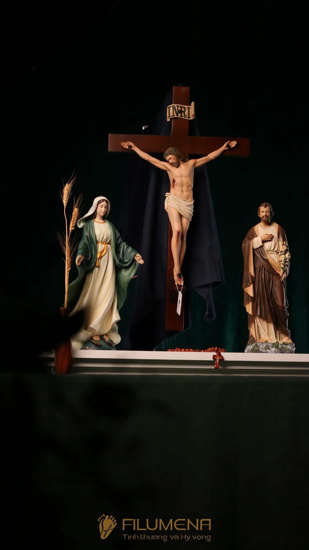 Bàn thờ Thiên Chúa bằng gỗ 1 kệ 3 tầng mã BT3