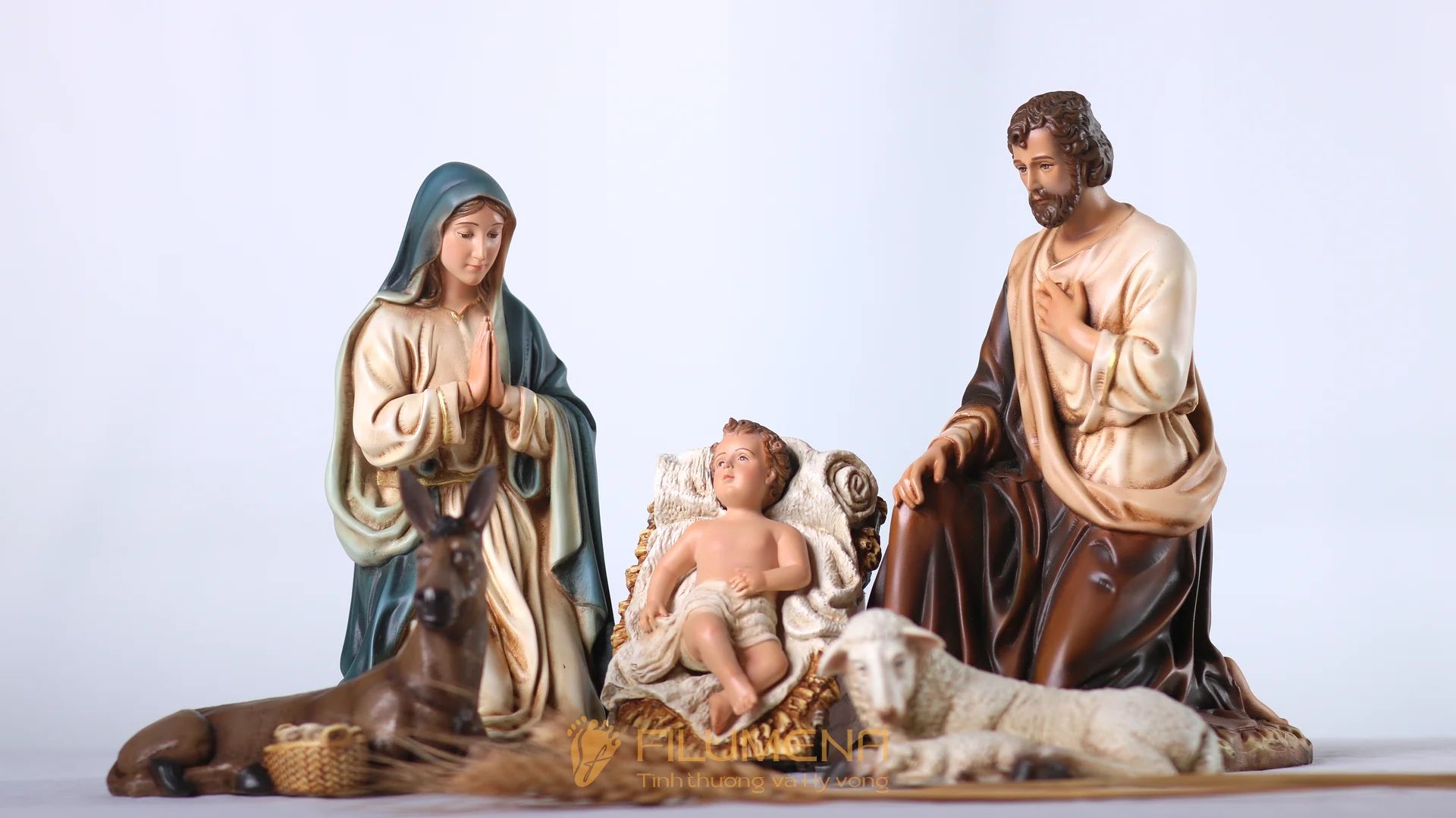 name tại VN. Tượng Công giáo Filumena là tượng của Tình thương và Hy vọng. Bản quyền các tác phẩm tượng Công giáo thuộc về Filumena Art, Cộng hòa Pháp. Filumena sáng tác và sản xuất nhiều mẫu tượng Công giáo khác như 