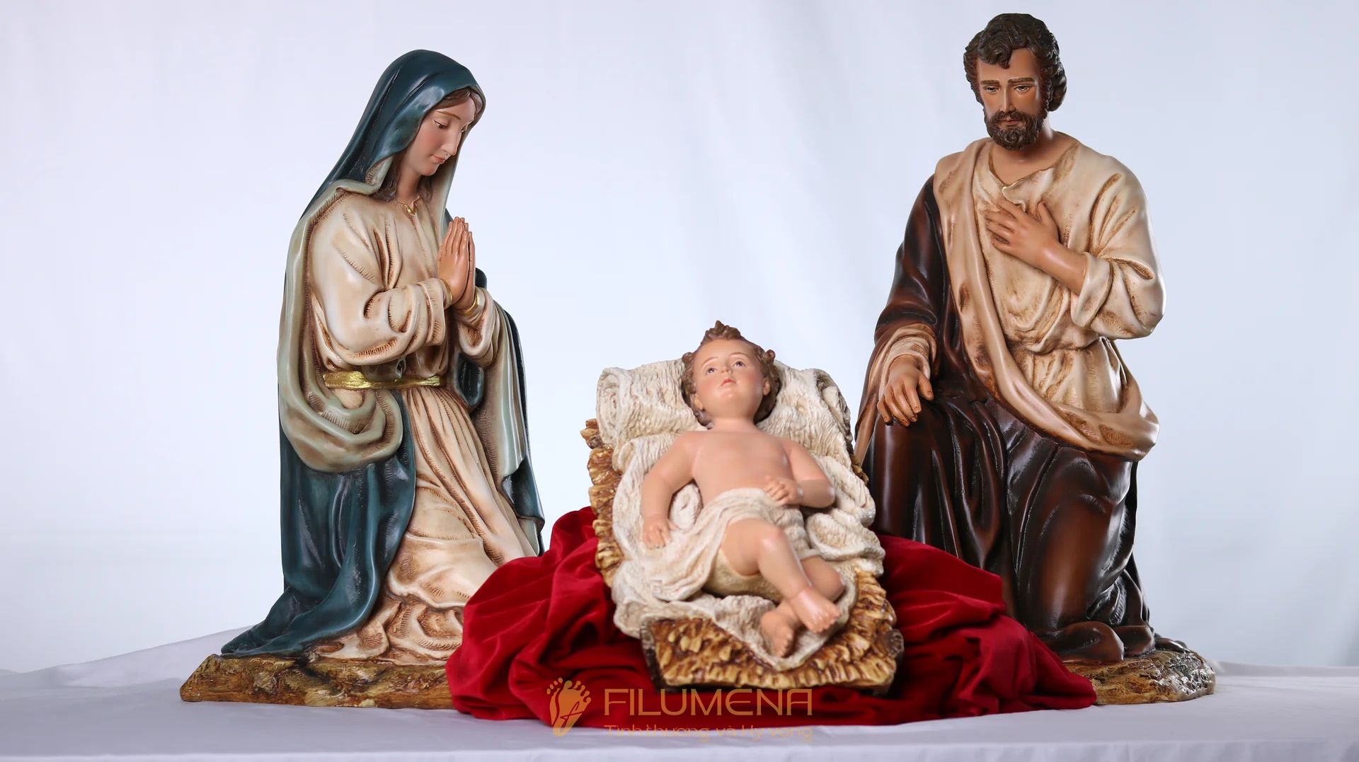 Bộ tượng Giáng sinh 50 cm 3 nhân vật tông màu sáng cổ điển