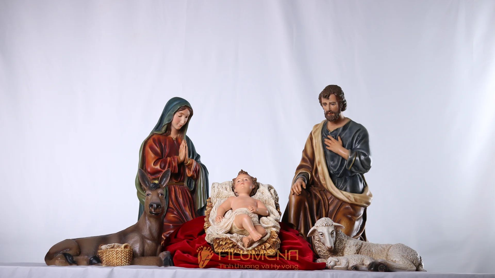 Bộ tượng Giáng sinh 50 cm 5 nhân vật màu trầm cổ điển