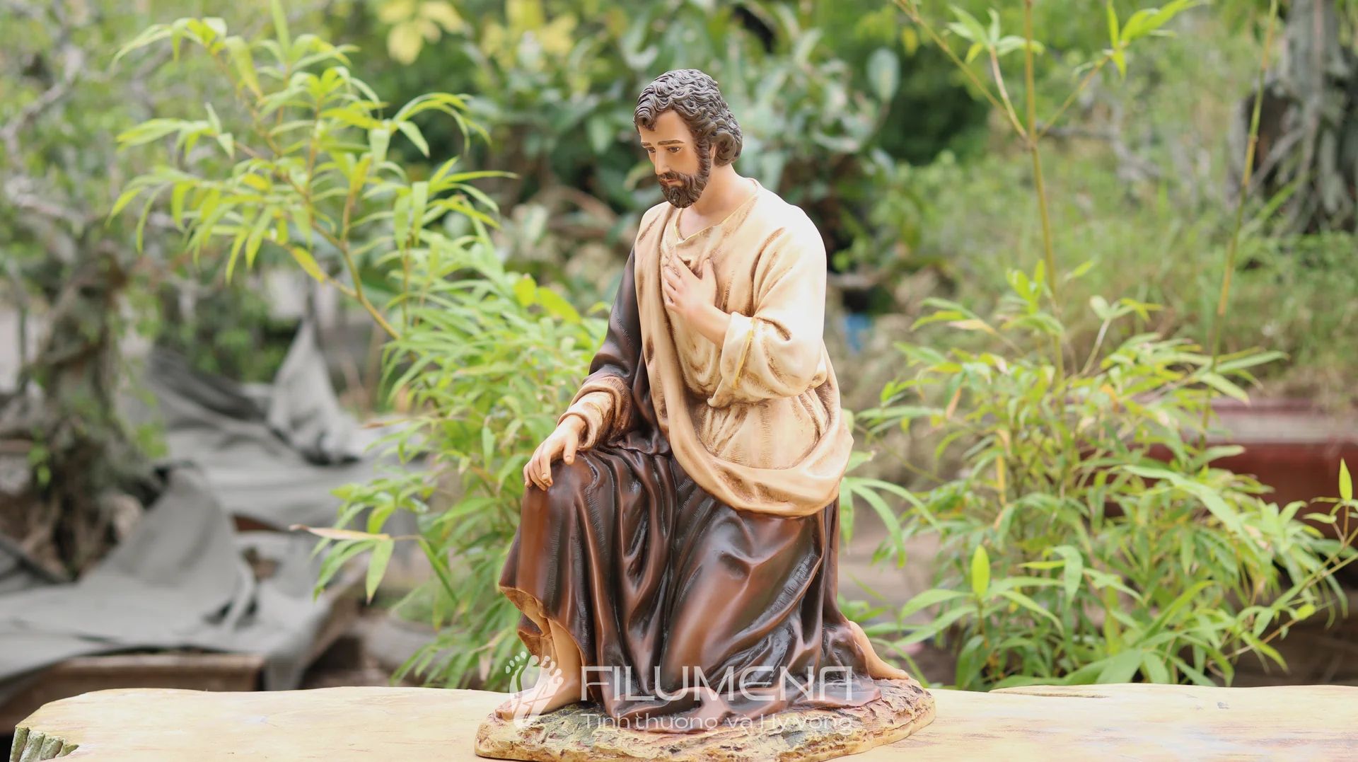 Bộ tượng Giáng sinh 50 cm 5 nhân vật tông màu sáng cổ điển