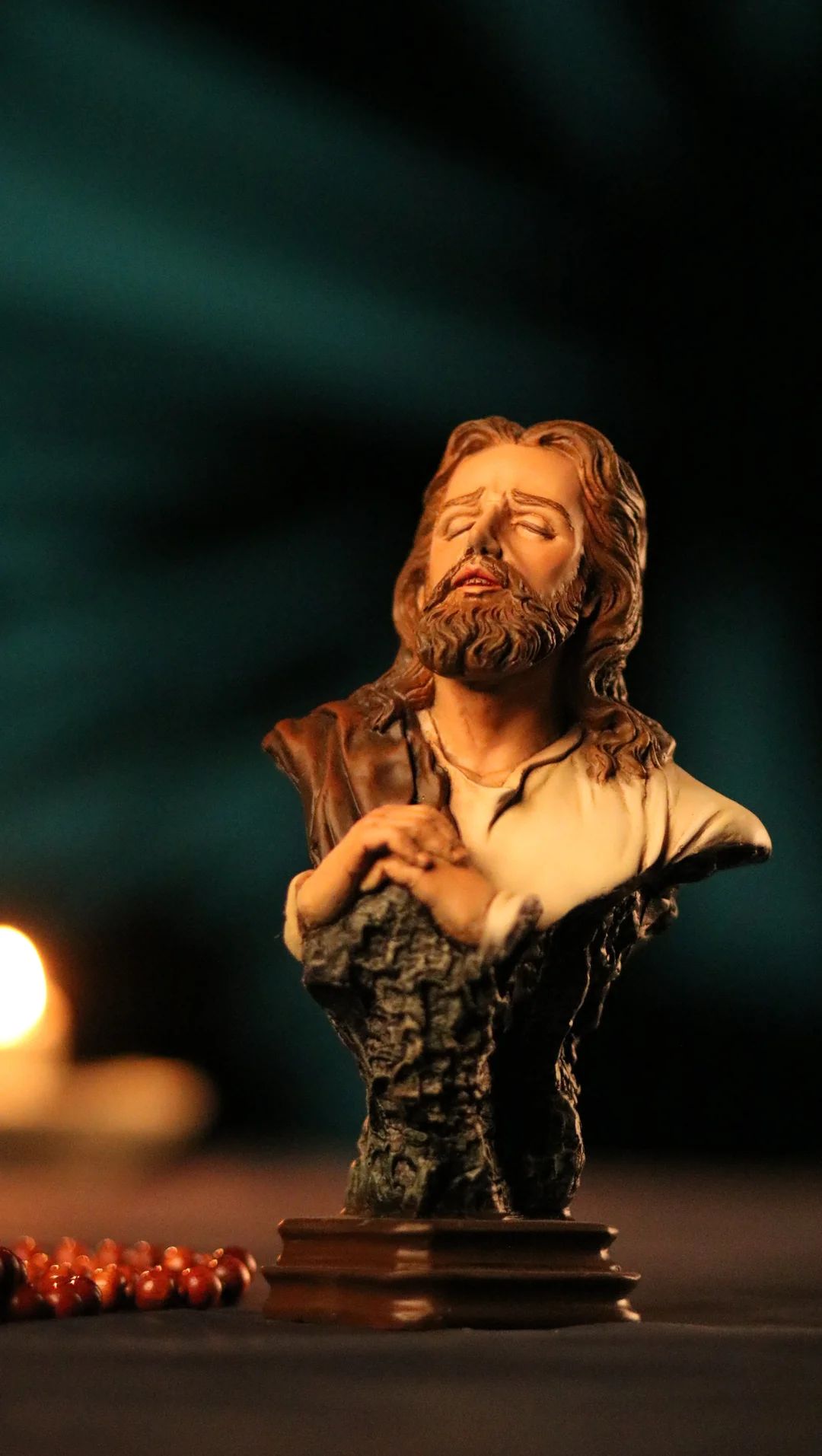 Tượng Chúa cầu nguyện cao 18 cm mã màu M1