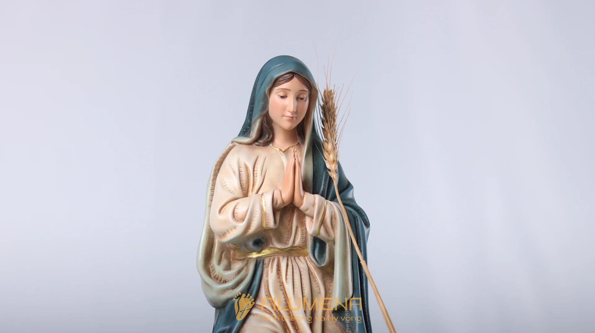 Bộ tượng Giáng sinh 30 cm 5 nhân vật tông màu sáng cổ điển