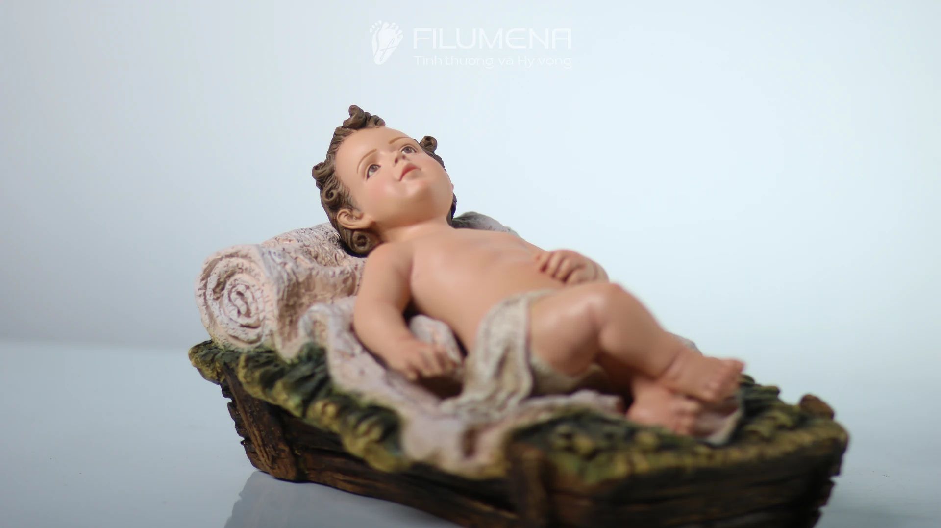 Tượng Chúa Hài đồng 9 cm cho bộ tượng Giáng sinh 17 cm