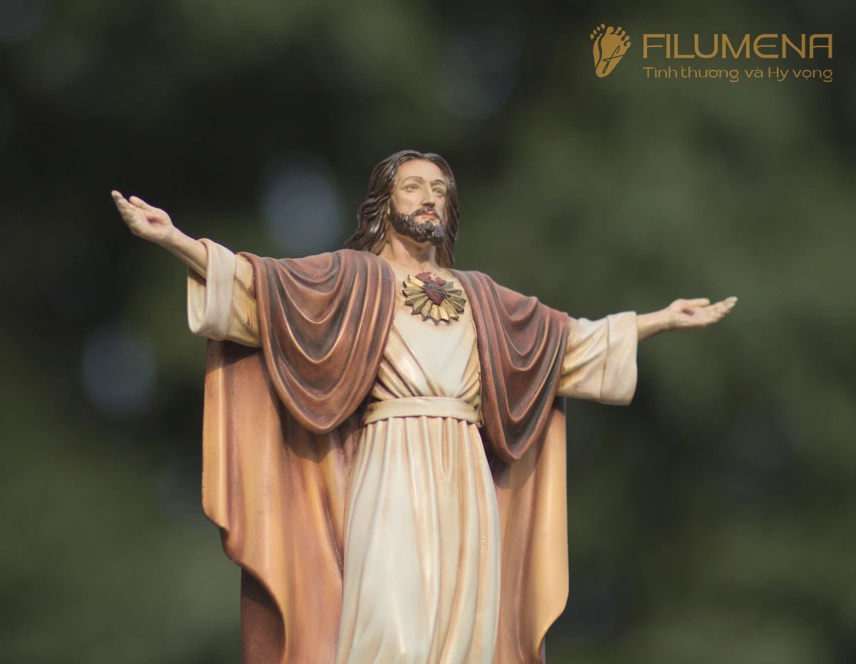 Bàn thờ Công giáo do Filumena sáng tác và sản xuất