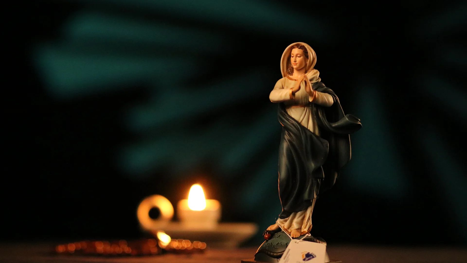 Tượng Đức Mẹ Vô Nhiễm Nguyên Tội cao 15 cm, 20 cm mã màu M1