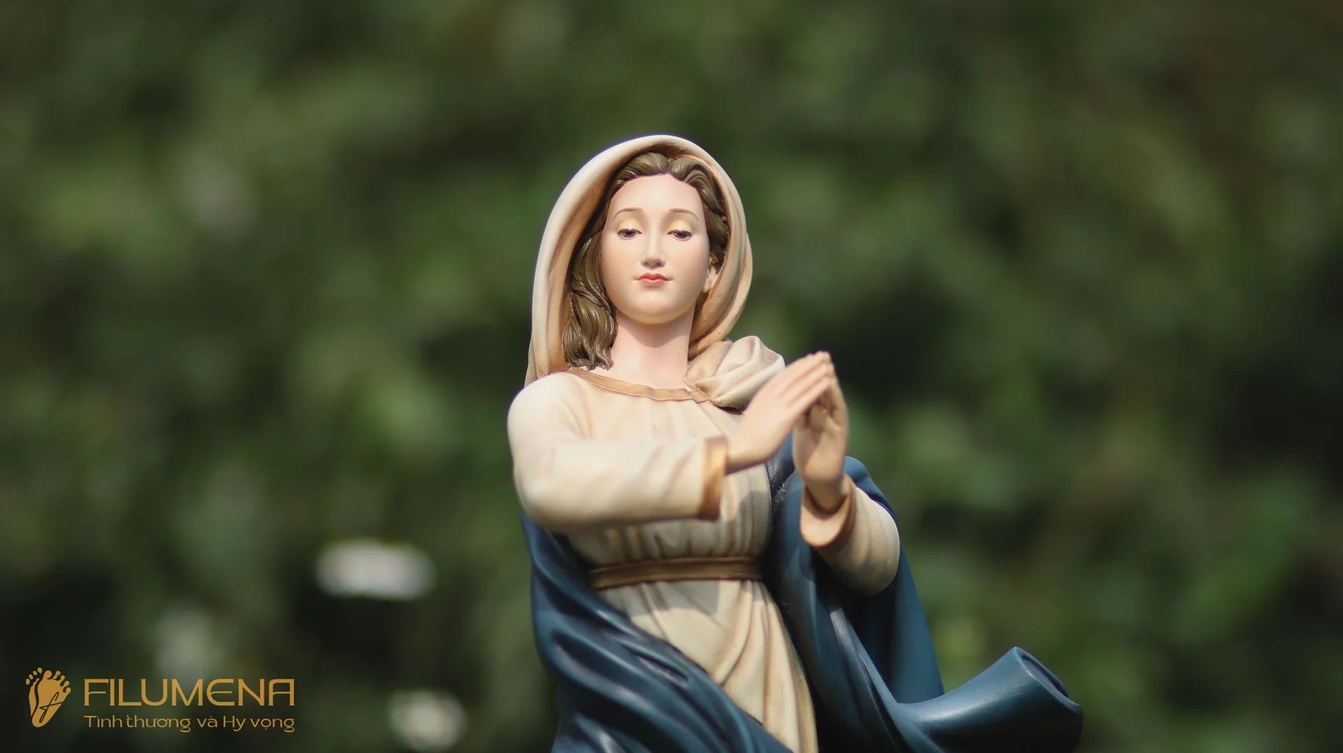 Tượng Đức Mẹ Vô Nhiễm Nguyên Tội cao 40 cm mã màu M1 chất liệu bột đá