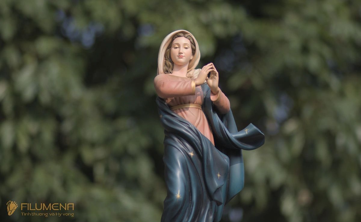 Tượng Công giáo do Filumena sáng tác và sản xuất