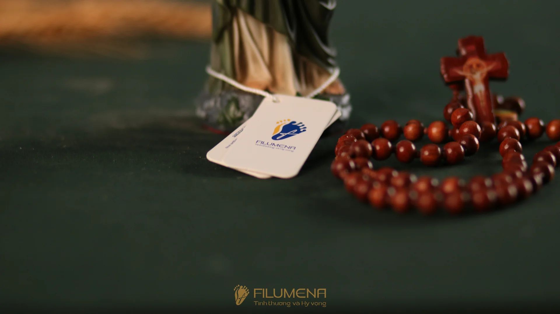 Tượng Thánh Giuse Hoa Huệ 15 cm, 20 cm màu xanh ô-liu M2