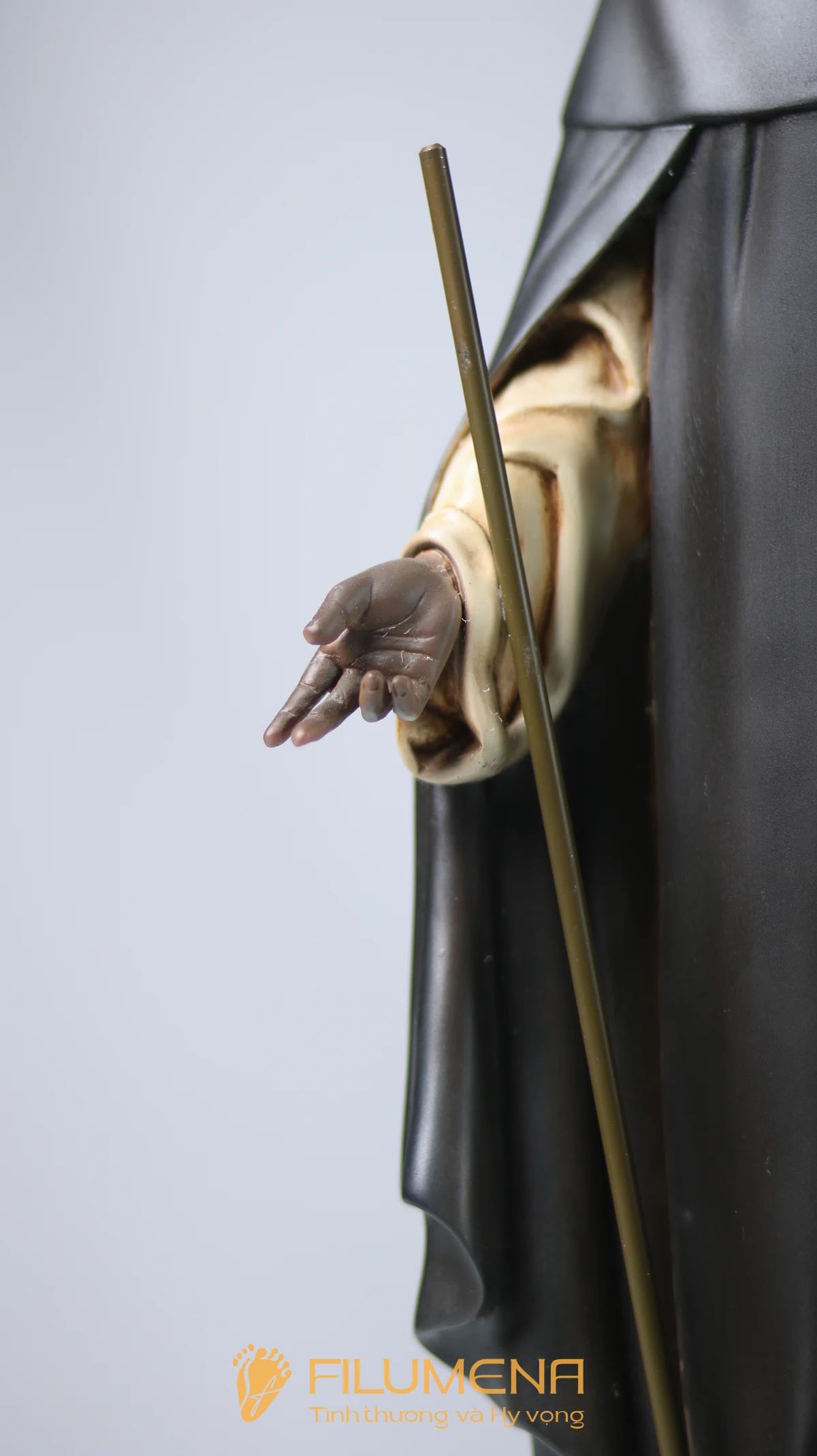 Tượng Thánh Martinô de Porres 40 cm