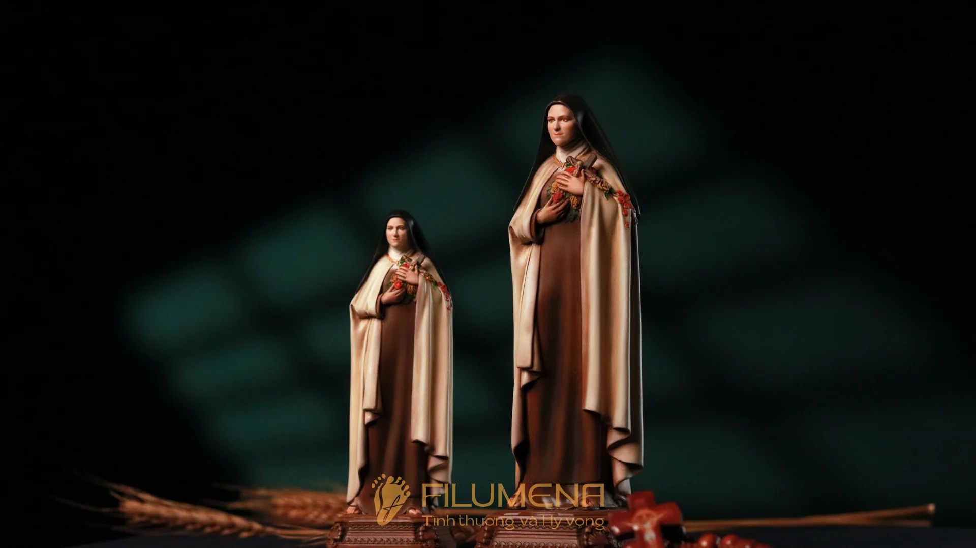 Tượng Thánh Tê-rê-sa Hài Đồng Giê-su 15 cm, 20 cm