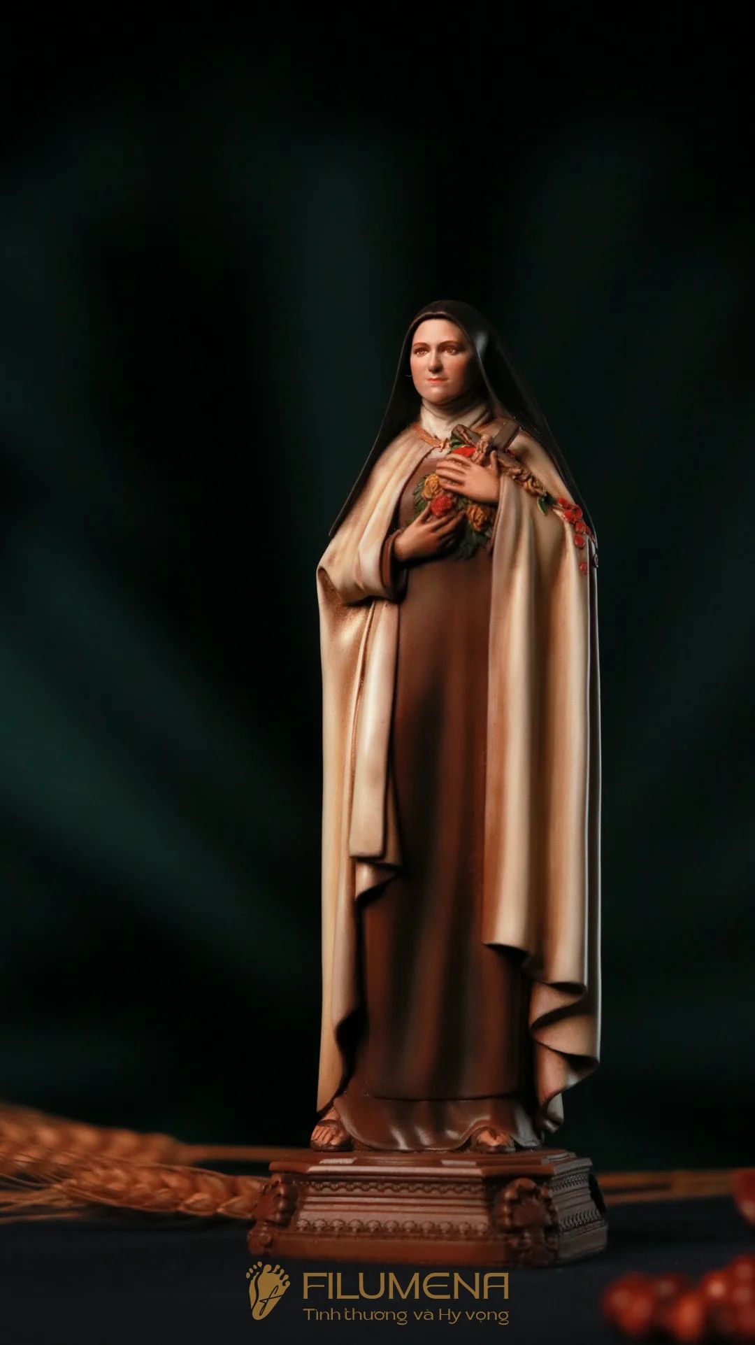 Tượng Thánh Tê-rê-sa Hài Đồng Giê-su 15 cm, 20 cm